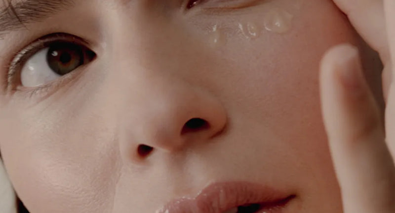 Comment Appliquer un Contour des Yeux ? - Alaena